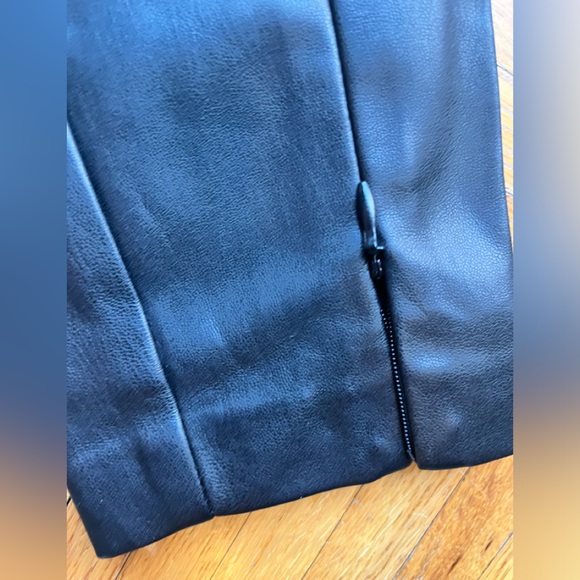 Zara faux leather pants - Picture 3 of 4